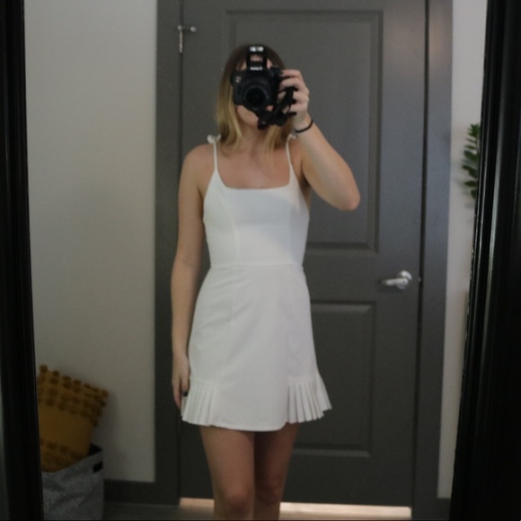 Princess Polly white dress with pleating - Picture 3 of 3